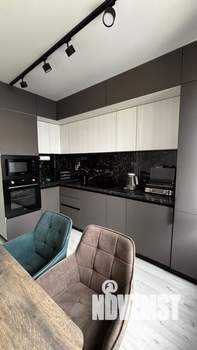 2-к квартира, вторичка, 57м2, 4/10 этаж