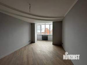 4-к квартира, вторичка, 140м2, 3/4 этаж