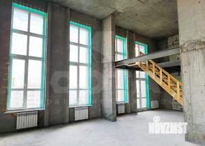 4-к квартира, вторичка, 130м2, 10/10 этаж