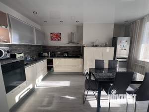 3-к квартира, вторичка, 107м2, 12/16 этаж