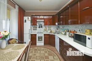 2-к квартира, вторичка, 63м2, 5/10 этаж