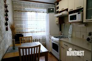 3-к квартира, вторичка, 61м2, 4/9 этаж