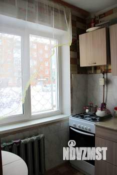 2-к квартира, вторичка, 44м2, 1/5 этаж