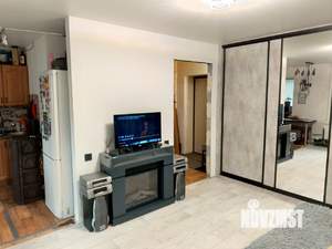 2-к квартира, вторичка, 42м2, 1/5 этаж