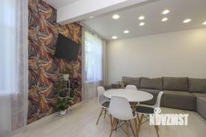 2-к квартира, вторичка, 63м2, 2/2 этаж