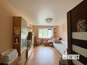 3-к квартира, вторичка, 64м2, 1/9 этаж