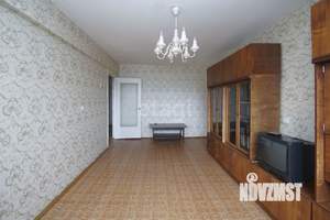 3-к квартира, вторичка, 64м2, 5/5 этаж