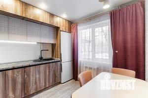 3-к квартира, вторичка, 63м2, 1/9 этаж