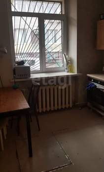 2-к квартира, вторичка, 37м2, 1/2 этаж