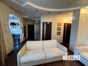 3-к квартира, вторичка, 84м2, 4/10 этаж