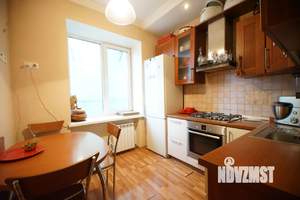 3-к квартира, вторичка, 62м2, 2/4 этаж