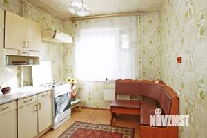 3-к квартира, вторичка, 63м2, 4/10 этаж