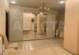 4-к квартира, вторичка, 144м2, 5/9 этаж