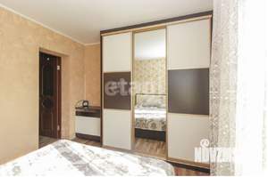 3-к квартира, вторичка, 56м2, 1/1 этаж