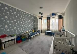 3-к квартира, вторичка, 125м2, 8/9 этаж