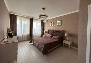 3-к квартира, вторичка, 125м2, 8/9 этаж