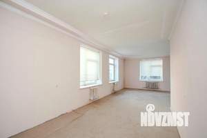 3-к квартира, вторичка, 93м2, 3/3 этаж