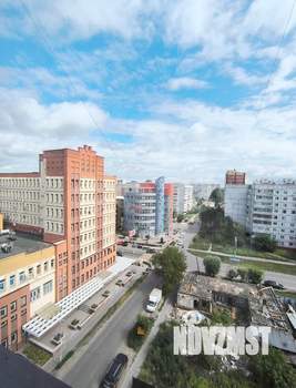 4-к квартира, вторичка, 130м2, 10/10 этаж