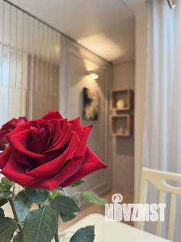 2-к квартира, вторичка, 63м2, 1/10 этаж