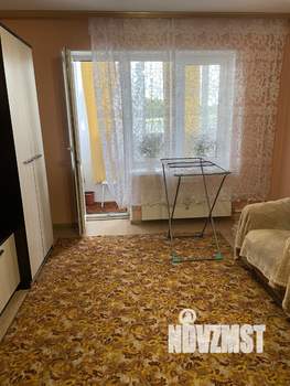 2-к квартира, вторичка, 56м2, 1/10 этаж
