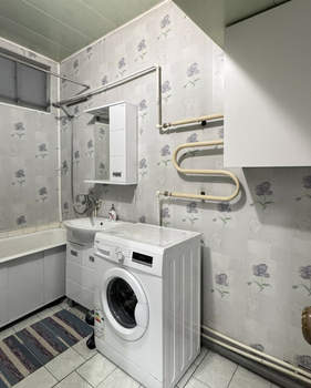 4-к квартира, вторичка, 87м2, 2/4 этаж