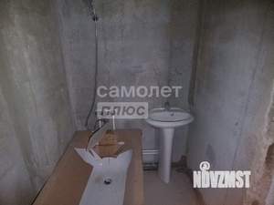 2-к квартира, вторичка, 58м2, 1/10 этаж