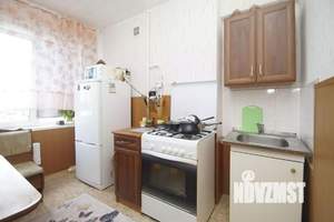 2-к квартира, вторичка, 43м2, 8/9 этаж