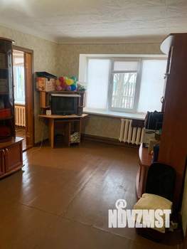 2-к квартира, вторичка, 42м2, 1/2 этаж