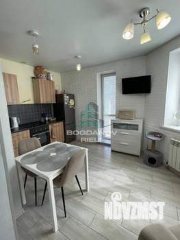 1-к квартира, вторичка, 40м2, 9/9 этаж