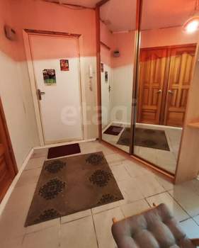 3-к квартира, вторичка, 63м2, 3/5 этаж