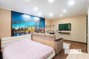 2-к квартира, вторичка, 52м2, 1/9 этаж