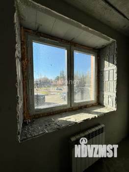 2-к квартира, вторичка, 58м2, 1/10 этаж