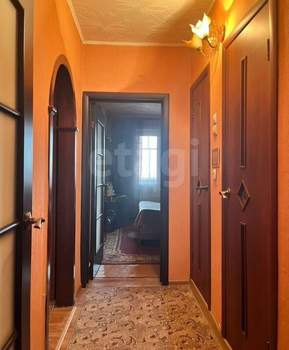 3-к квартира, вторичка, 63м2, 8/9 этаж