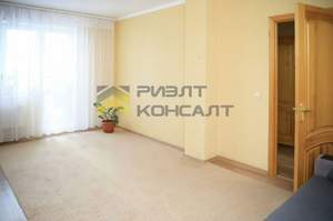 2-к квартира, вторичка, 60м2, 10/10 этаж