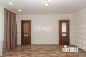 3-к квартира, вторичка, 56м2, 1/1 этаж