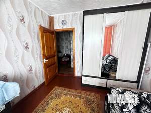 3-к квартира, вторичка, 63м2, 1/1 этаж