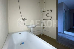 3-к квартира, вторичка, 77м2, 1/10 этаж