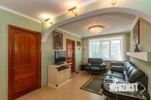 4-к квартира, вторичка, 61м2, 3/5 этаж