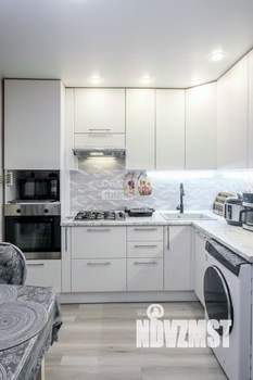 3-к квартира, вторичка, 63м2, 5/5 этаж