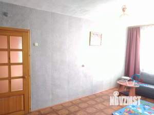 2-к квартира, вторичка, 40м2, 1/4 этаж