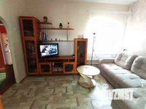 3-к квартира, вторичка, 56м2, 1/1 этаж