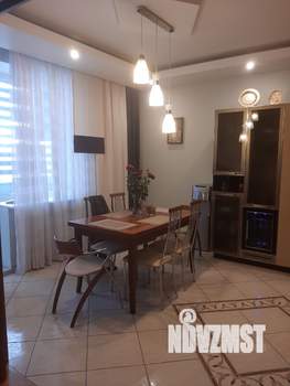 4-к квартира, вторичка, 196м2, 9/10 этаж