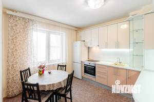 3-к квартира, вторичка, 80м2, 8/10 этаж