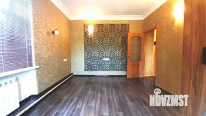 3-к квартира, вторичка, 62м2, 1/2 этаж