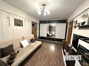 4-к квартира, вторичка, 60м2, 3/5 этаж