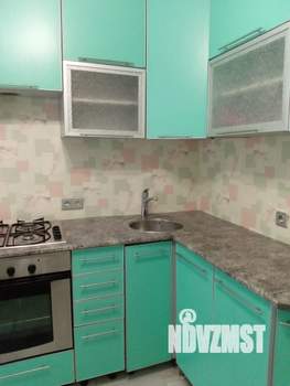 2-к квартира, вторичка, 42м2, 1/4 этаж