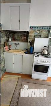 3-к квартира, вторичка, 56м2, 1/9 этаж