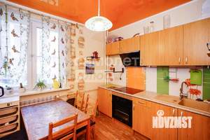 2-к квартира, вторичка, 57м2, 4/17 этаж