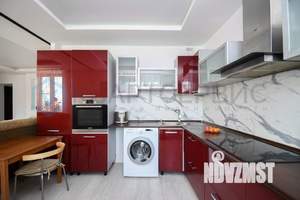 3-к квартира, вторичка, 76м2, 8/10 этаж