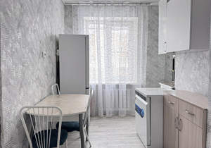 4-к квартира, вторичка, 87м2, 2/4 этаж